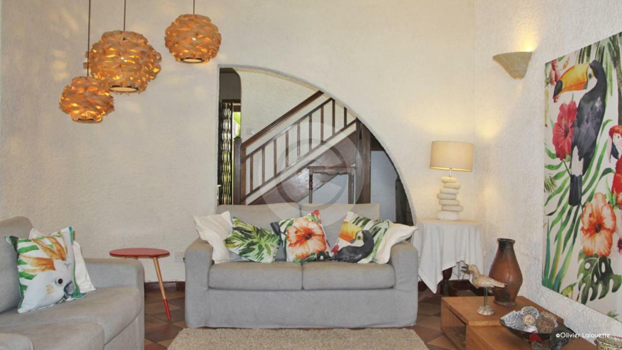 Fantastic Spacious Beachfront Villavacances Grand Bay Εξωτερικό φωτογραφία