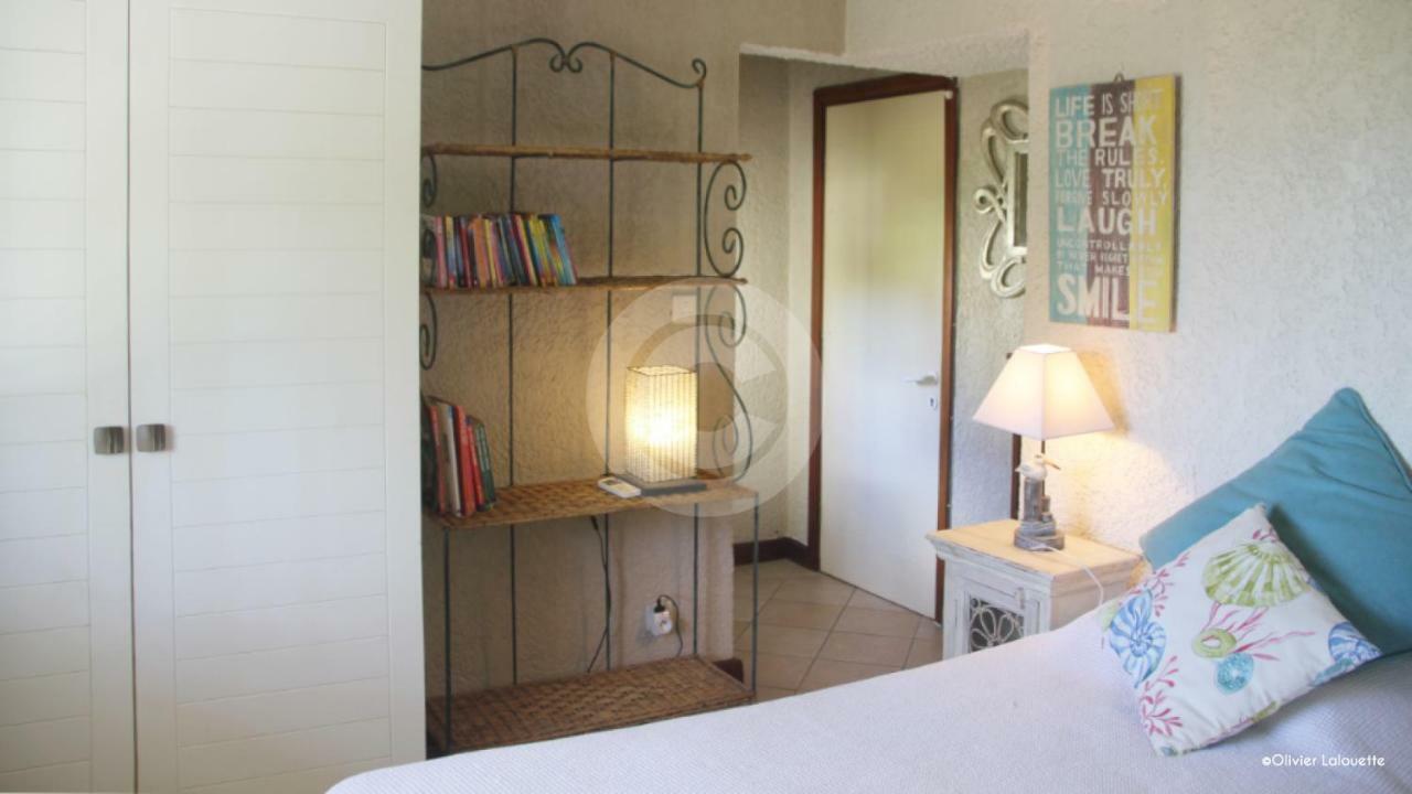 Fantastic Spacious Beachfront Villavacances Grand Bay Εξωτερικό φωτογραφία